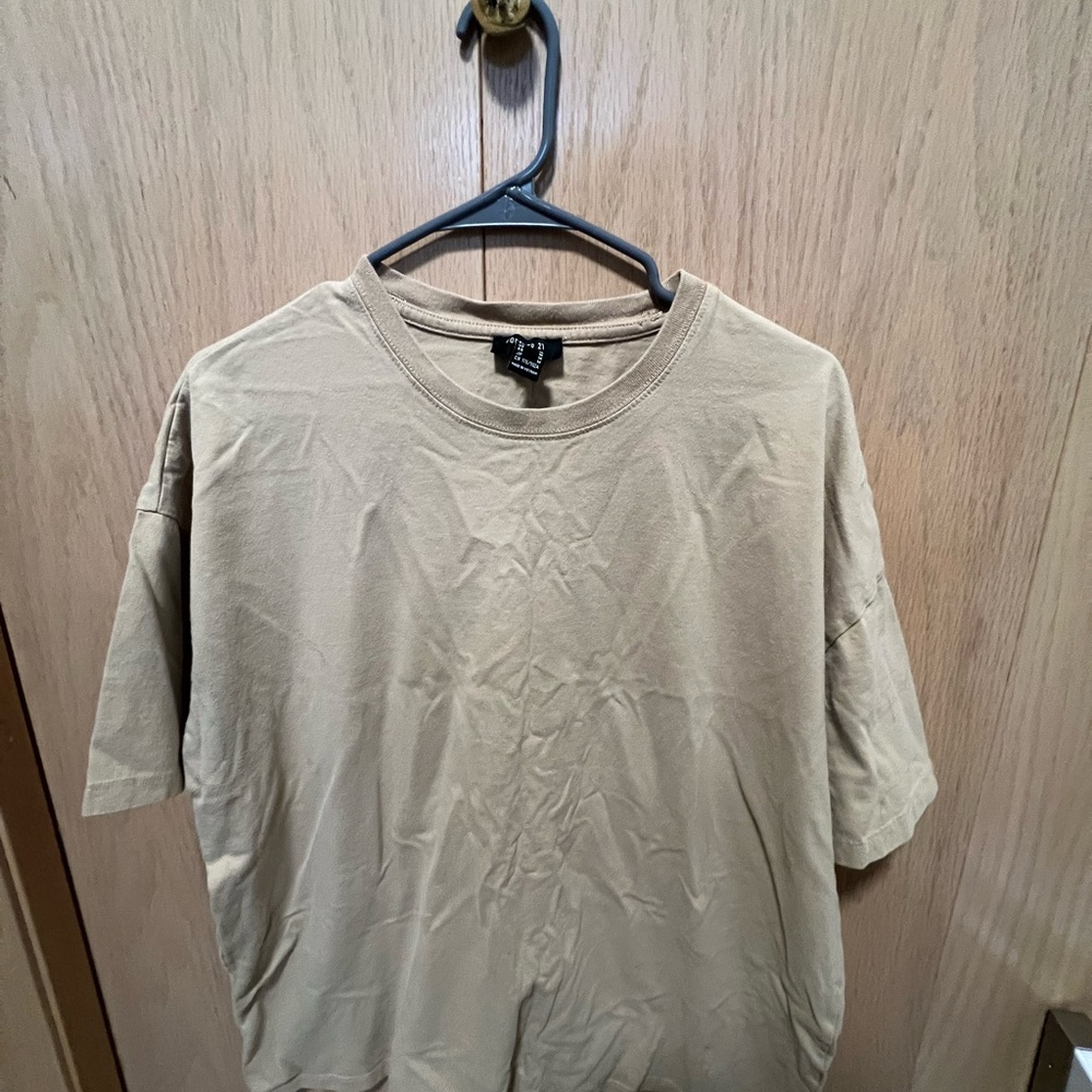 Forever 21 Men's Beige Short Sleeve Tee